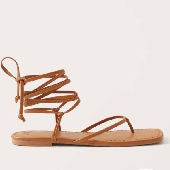 Abercrombie & Fitch Shoes - Abercrombie & Fitch Resort Lace Up Strappy Flat Sandals Toe Post in Tan Size 7.5
